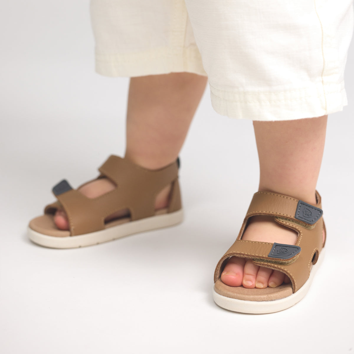 JACK Tan – PRETTY BRAVE (AU)