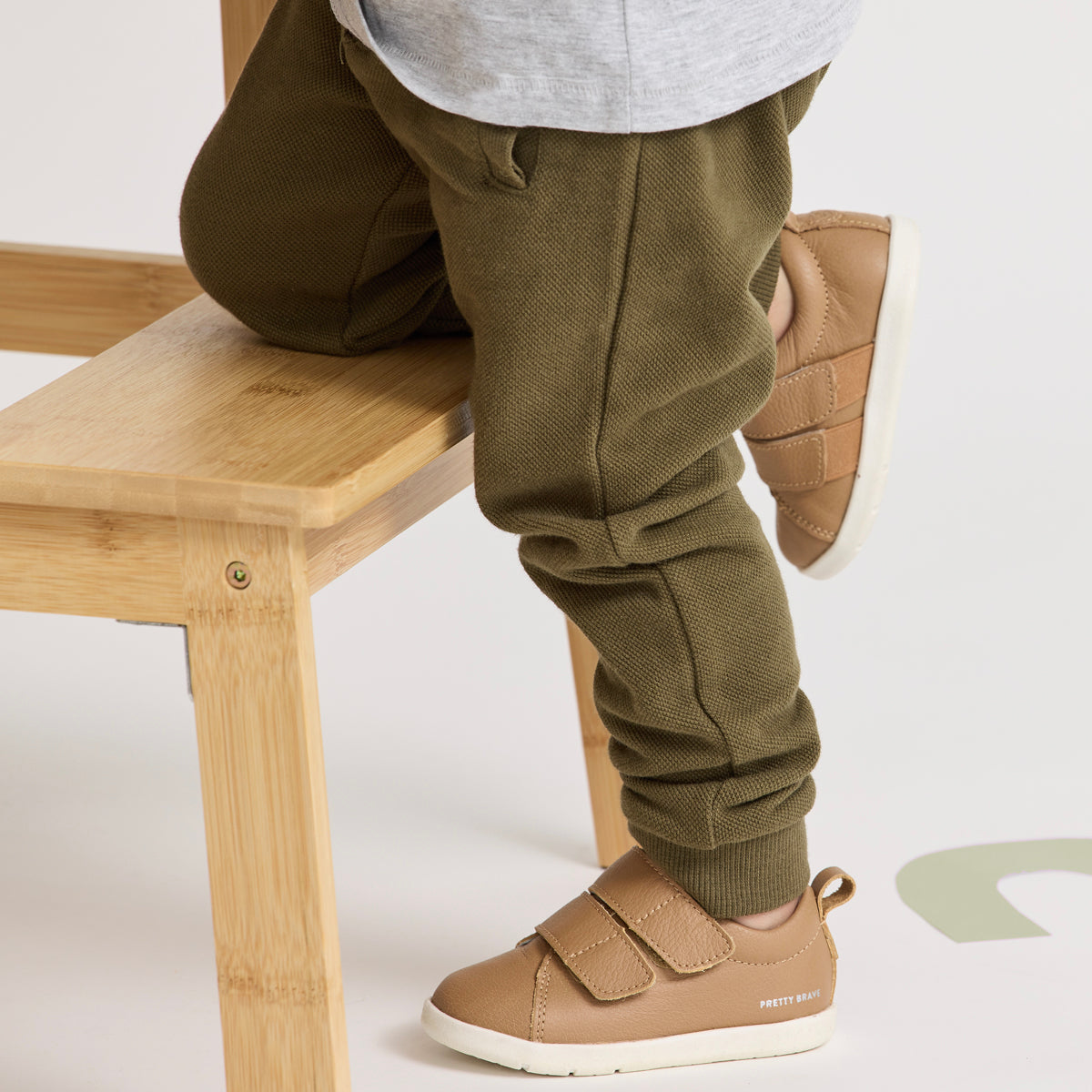 BROOKLYN Tan 1